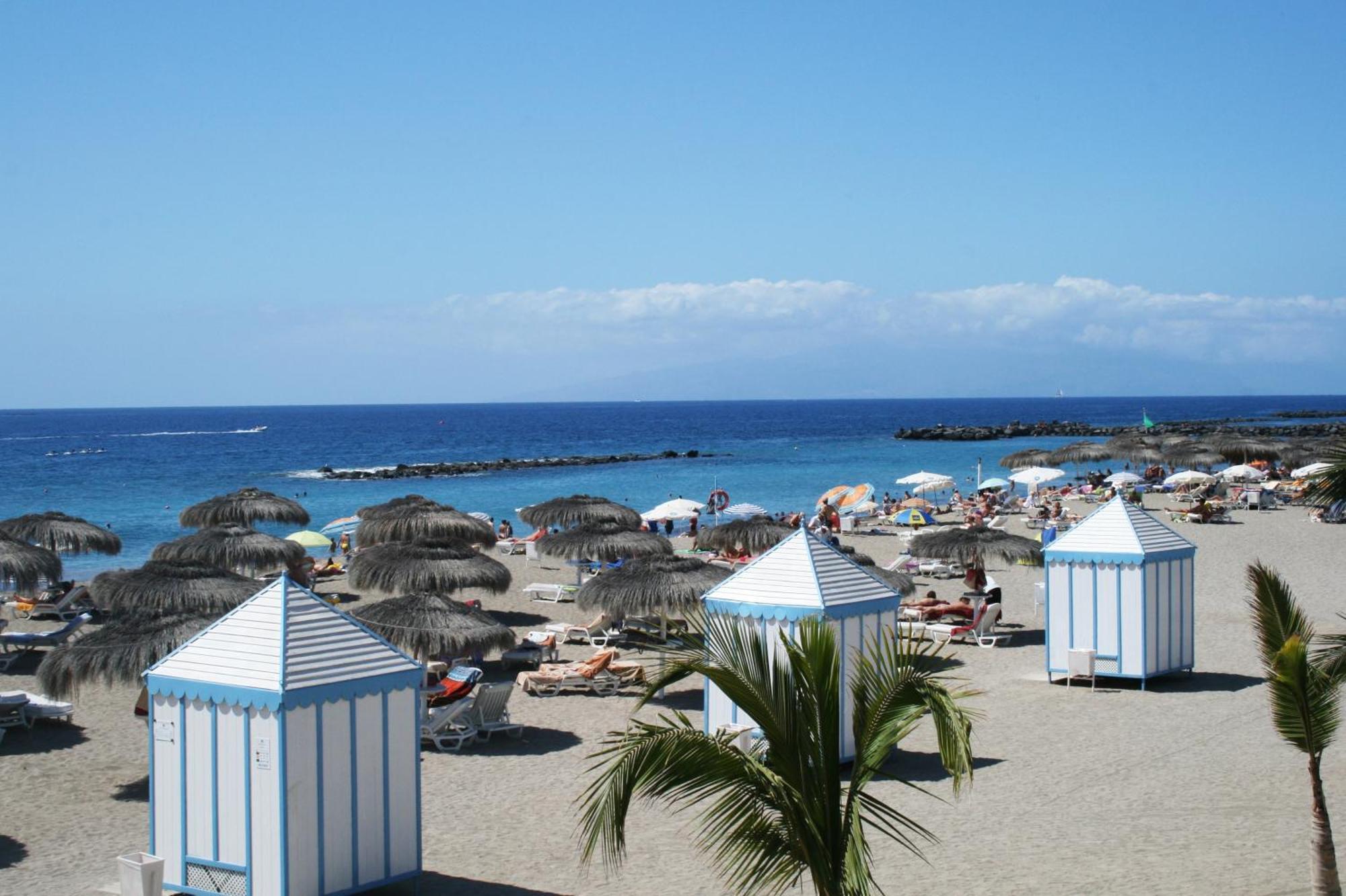 Las Americas Beach House 阿罗纳 外观 照片